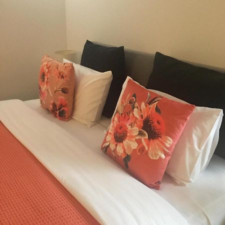 La Frontiere Boutique Accommodation Gisborne Buitenkant foto